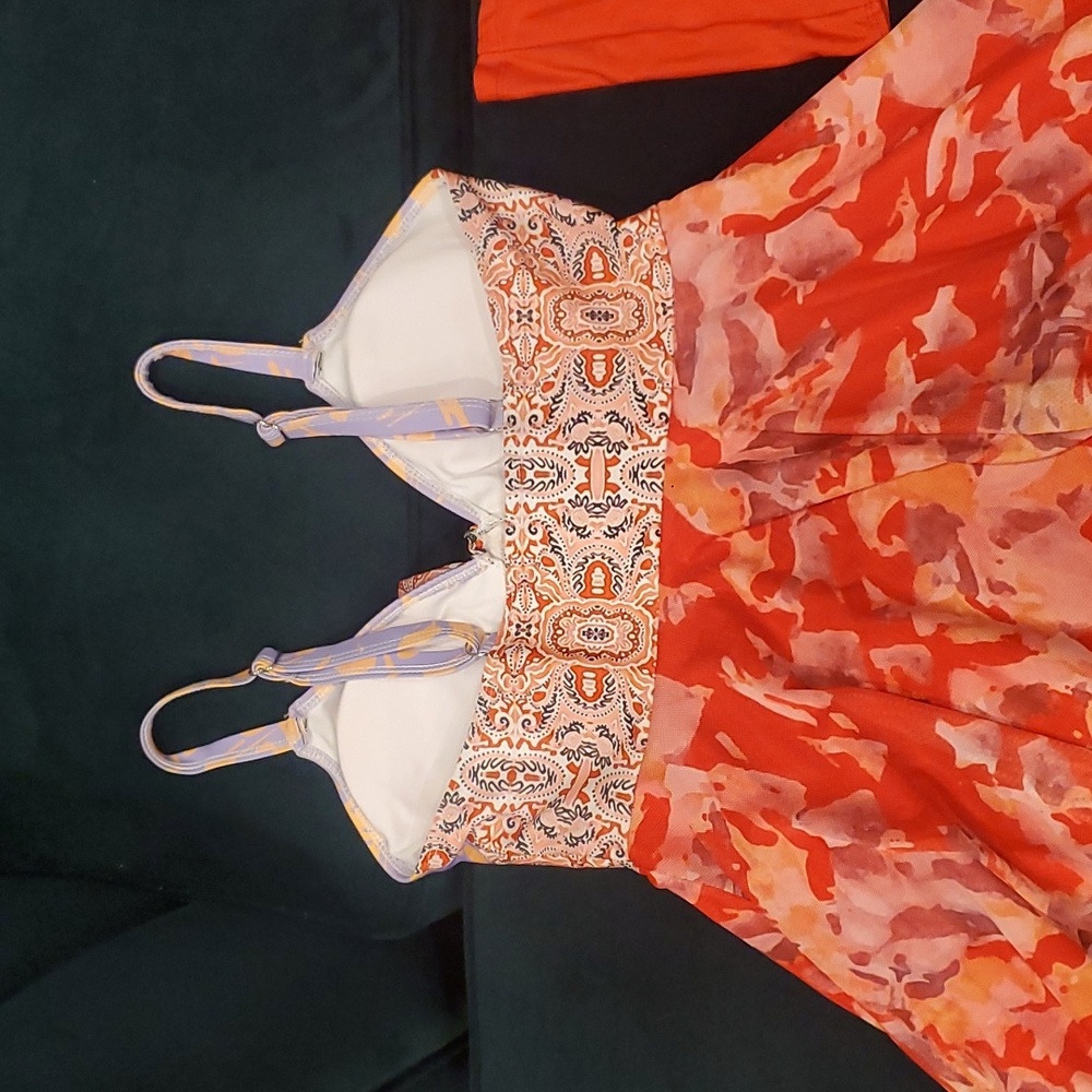 Women’s Red Orange Printed Two-Piece Swim Set - Picture 7 of 8